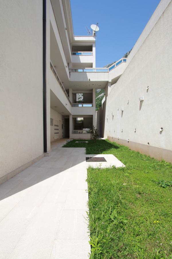 Adriatic Pearl Apartments Kotor Exterior photo